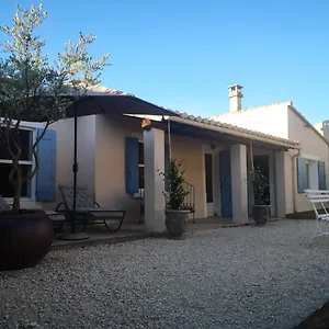 Lieu Paisible Aux Pieds Des Alpilles Parking Privé Hébergement de vacances Saint-Rémy-de-Provence
